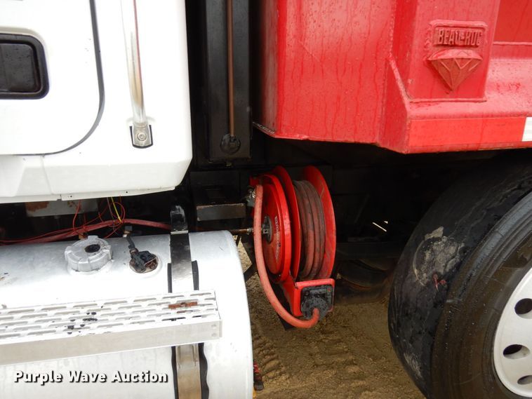 image for item KU9882 2007 Mack CV713 Granite  dump truck