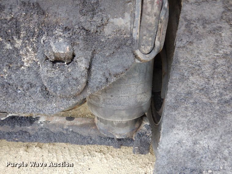 image for item KU9882 2007 Mack CV713 Granite  dump truck