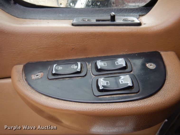 image for item KU9882 2007 Mack CV713 Granite  dump truck