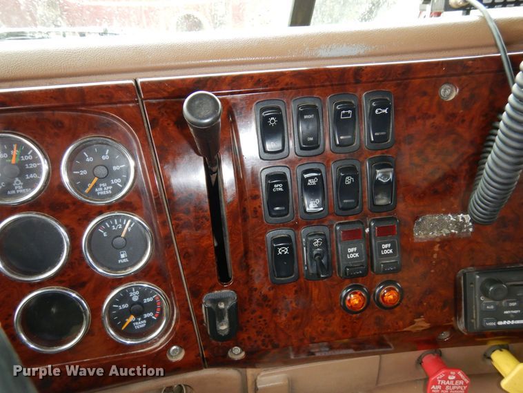 image for item KU9882 2007 Mack CV713 Granite  dump truck