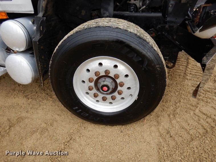 image for item KU9882 2007 Mack CV713 Granite  dump truck