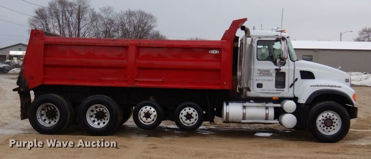 image for item KU9883 2006 Mack CV713 Granite  dump truck