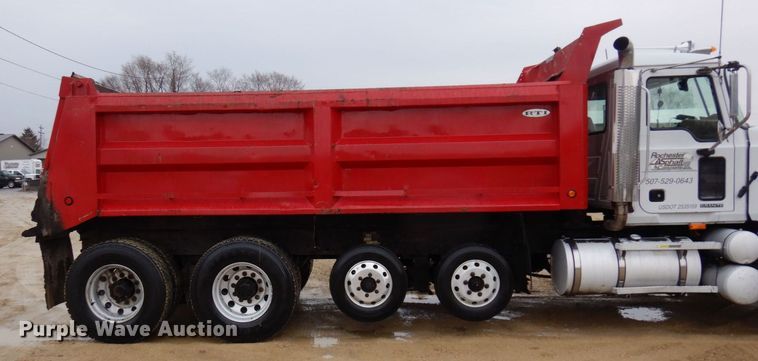 image for item KU9883 2006 Mack CV713 Granite  dump truck