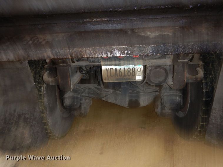 image for item KU9883 2006 Mack CV713 Granite  dump truck