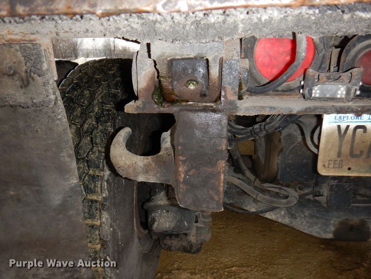 image for item KU9883 2006 Mack CV713 Granite  dump truck