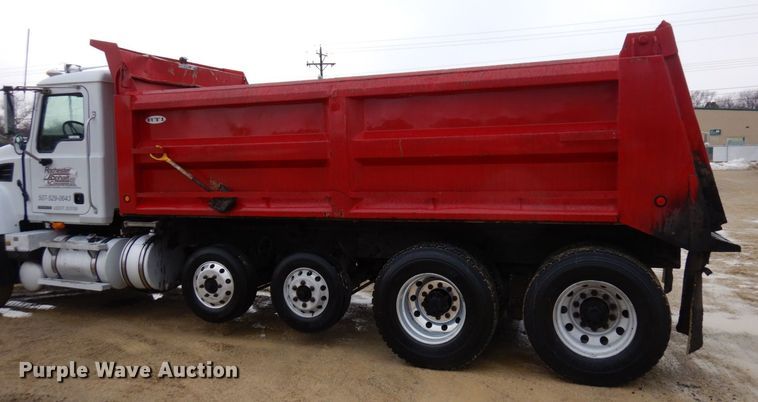 image for item KU9883 2006 Mack CV713 Granite  dump truck