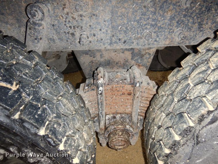 image for item KU9883 2006 Mack CV713 Granite  dump truck