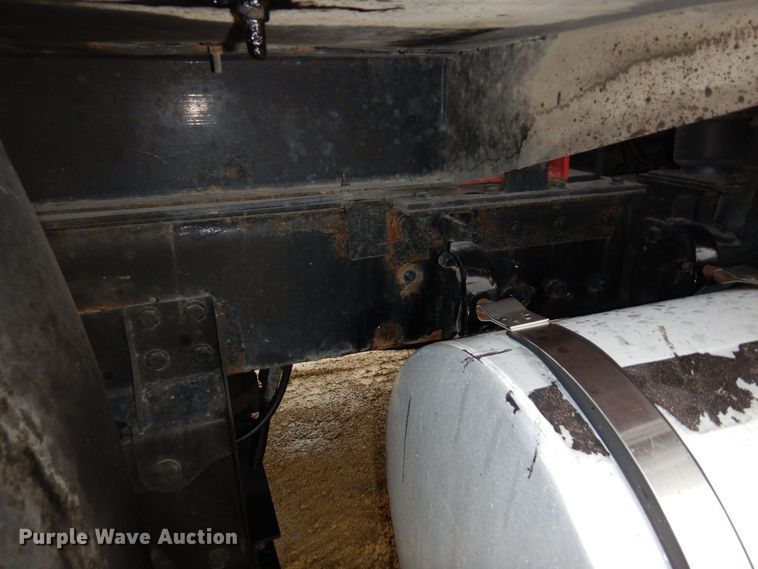 image for item KU9883 2006 Mack CV713 Granite  dump truck