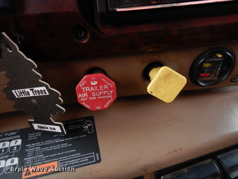 image for item KU9883 2006 Mack CV713 Granite  dump truck