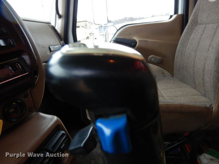 image for item KU9883 2006 Mack CV713 Granite  dump truck