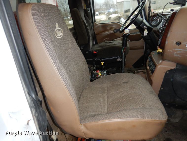 image for item KU9883 2006 Mack CV713 Granite  dump truck