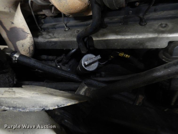 image for item KU9883 2006 Mack CV713 Granite  dump truck