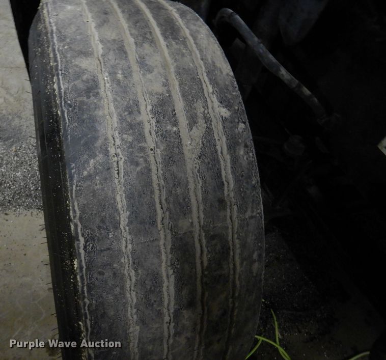 image for item KU9883 2006 Mack CV713 Granite  dump truck