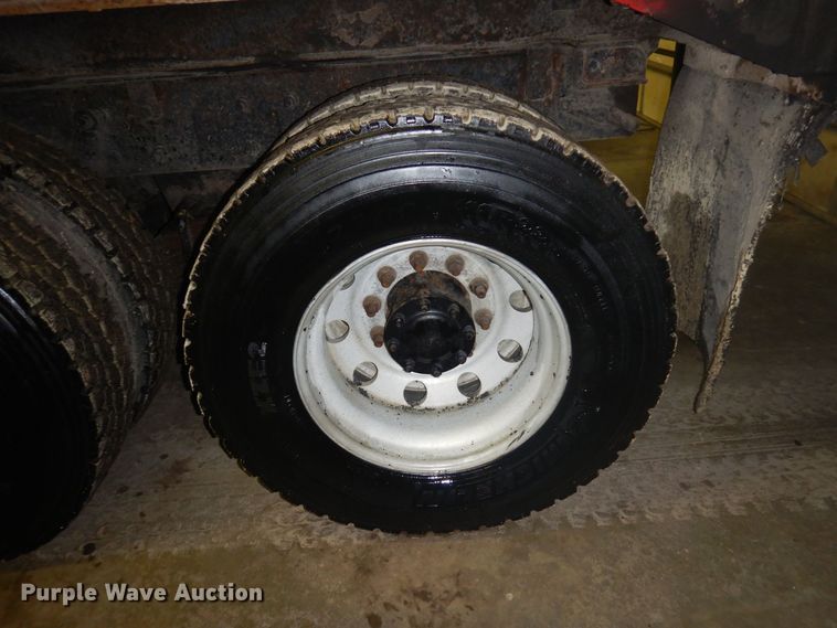 image for item KU9883 2006 Mack CV713 Granite  dump truck