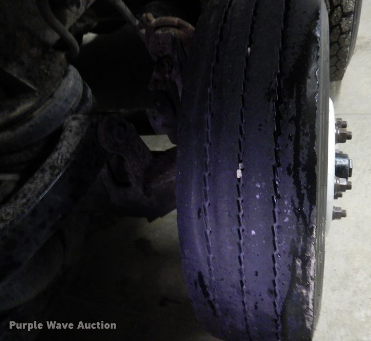 image for item KU9883 2006 Mack CV713 Granite  dump truck