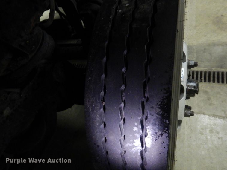 image for item KU9883 2006 Mack CV713 Granite  dump truck