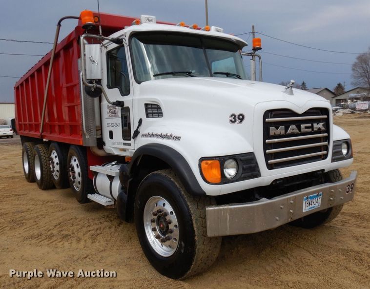 image for item KU9884 2002 Mack CV713 Granite  dump truck