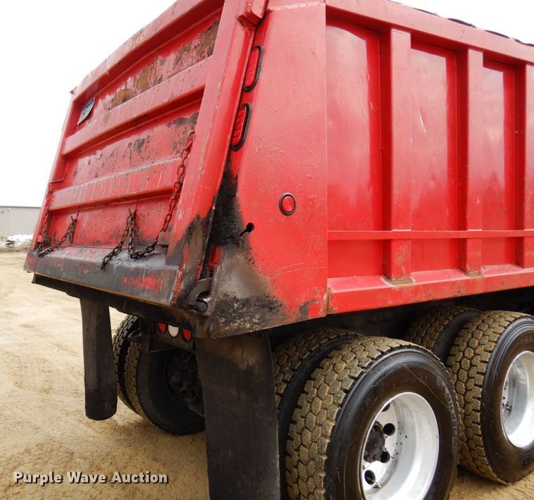 image for item KU9884 2002 Mack CV713 Granite  dump truck