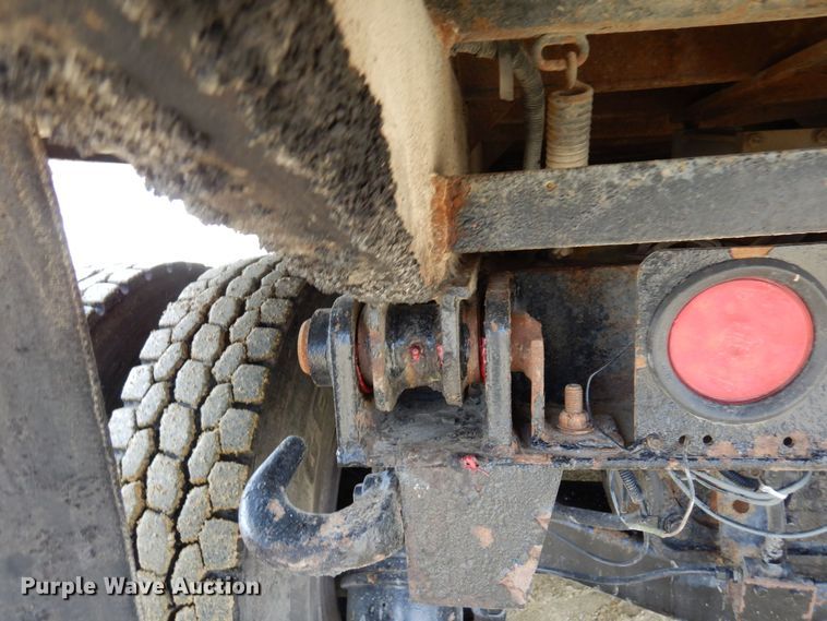 image for item KU9884 2002 Mack CV713 Granite  dump truck