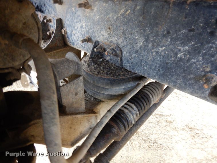 image for item KU9884 2002 Mack CV713 Granite  dump truck