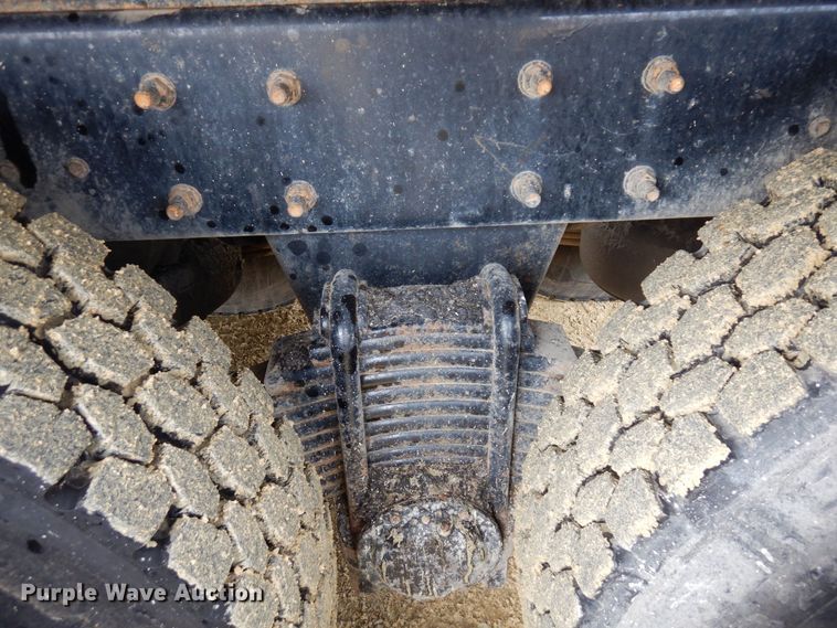 image for item KU9884 2002 Mack CV713 Granite  dump truck