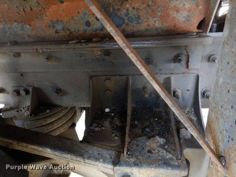 image for item KU9884 2002 Mack CV713 Granite  dump truck