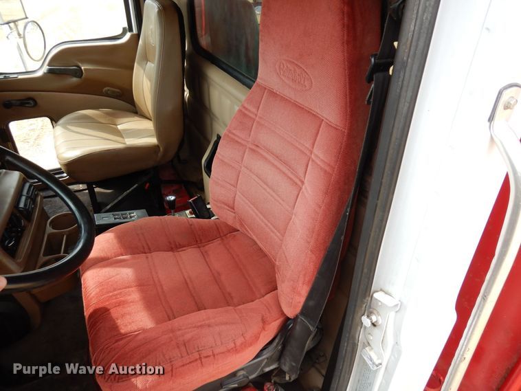 image for item KU9884 2002 Mack CV713 Granite  dump truck