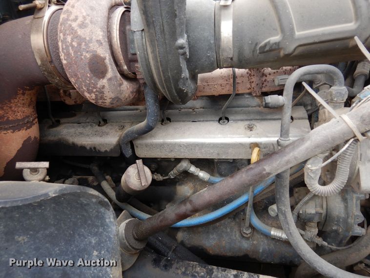 image for item KU9884 2002 Mack CV713 Granite  dump truck