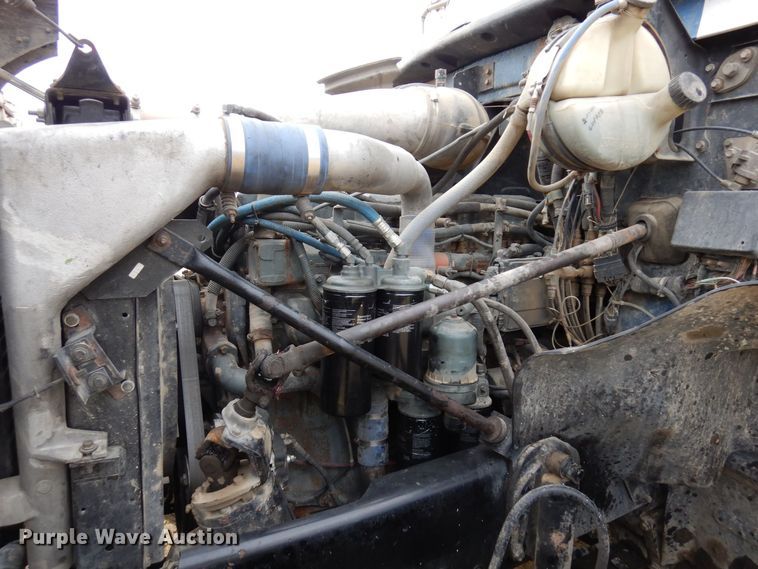 image for item KU9884 2002 Mack CV713 Granite  dump truck