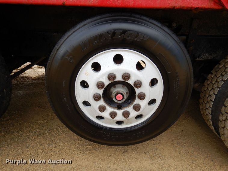 image for item KU9884 2002 Mack CV713 Granite  dump truck