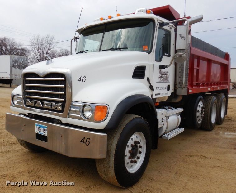 image for item KU9885 2003 Mack CV713 Granite  dump truck