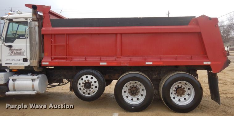 image for item KU9885 2003 Mack CV713 Granite  dump truck