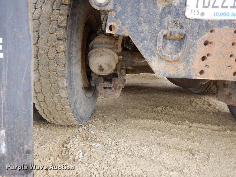 image for item KU9885 2003 Mack CV713 Granite  dump truck