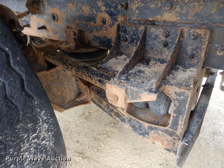 image for item KU9885 2003 Mack CV713 Granite  dump truck