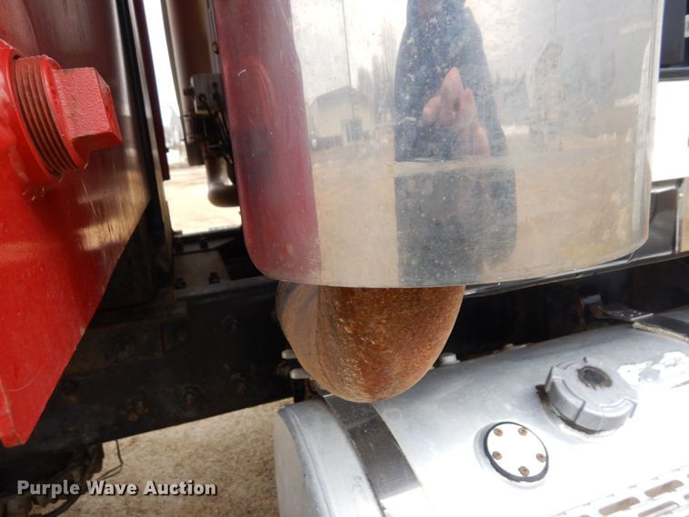 image for item KU9885 2003 Mack CV713 Granite  dump truck