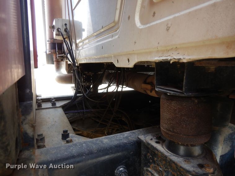 image for item KU9885 2003 Mack CV713 Granite  dump truck