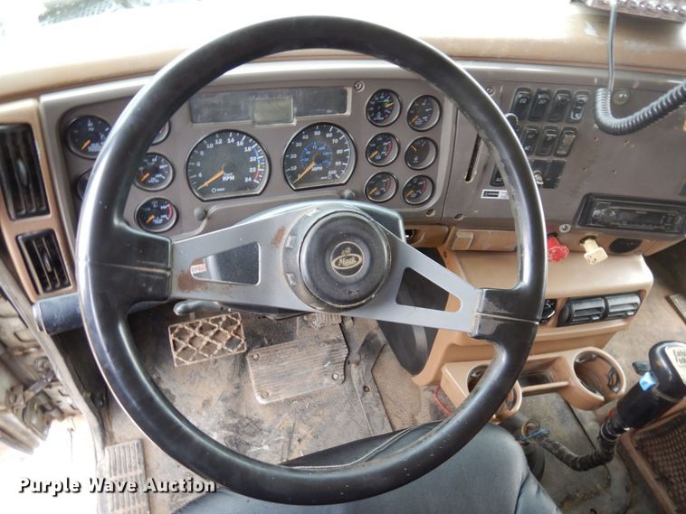 image for item KU9885 2003 Mack CV713 Granite  dump truck