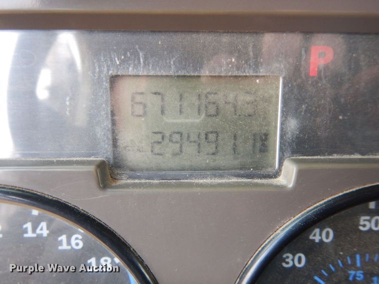 image for item KU9885 2003 Mack CV713 Granite  dump truck