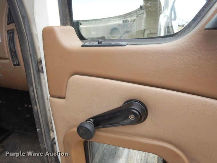 image for item KU9885 2003 Mack CV713 Granite  dump truck