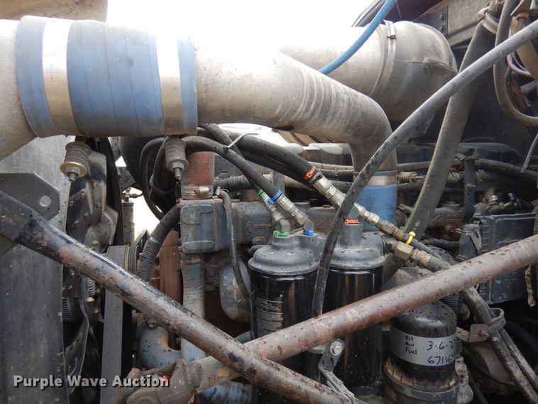 image for item KU9885 2003 Mack CV713 Granite  dump truck