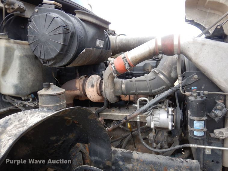 image for item KU9885 2003 Mack CV713 Granite  dump truck