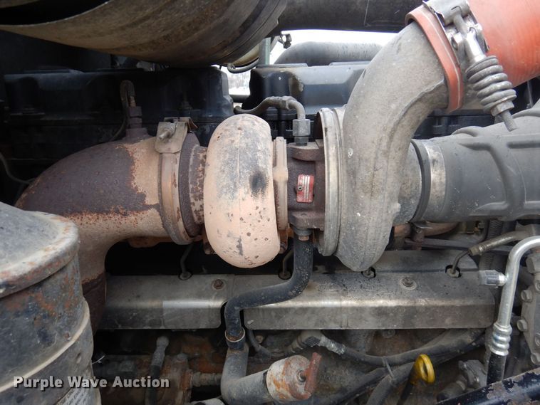 image for item KU9885 2003 Mack CV713 Granite  dump truck