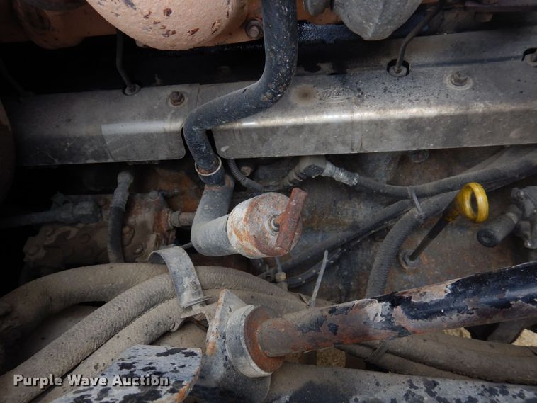 image for item KU9885 2003 Mack CV713 Granite  dump truck