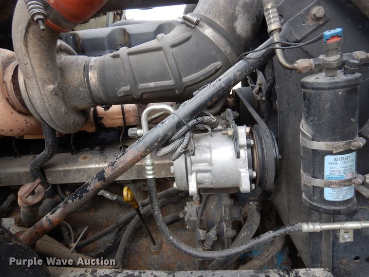 image for item KU9885 2003 Mack CV713 Granite  dump truck