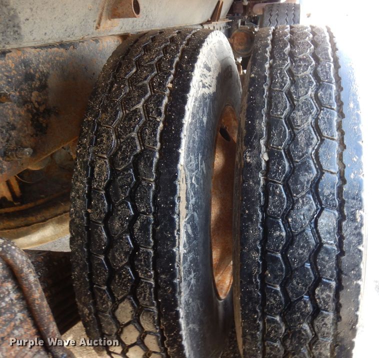 image for item KU9885 2003 Mack CV713 Granite  dump truck