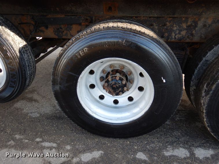 image for item KU9885 2003 Mack CV713 Granite  dump truck