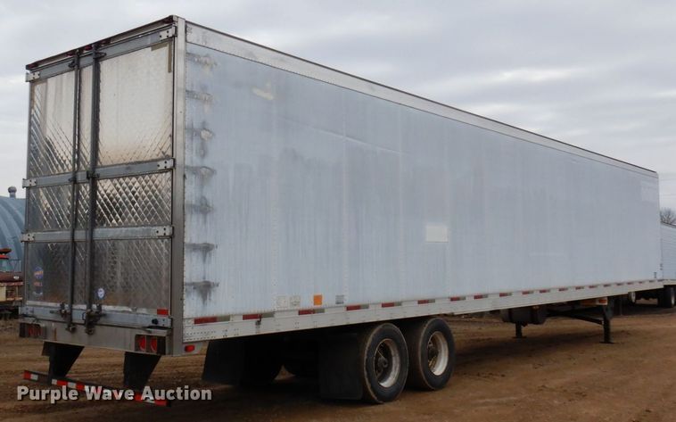 image for item KU9901 2006 Utility  refrigerated van trailer