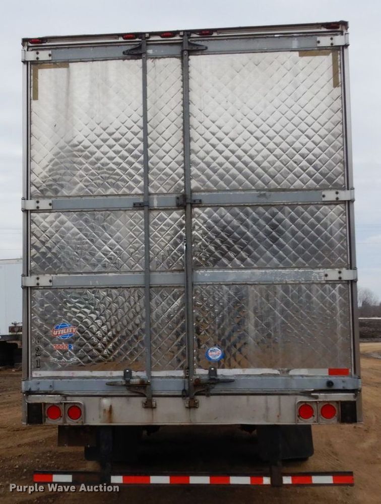 image for item KU9901 2006 Utility  refrigerated van trailer