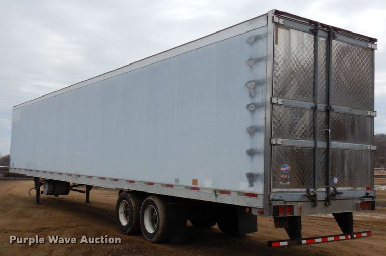 image for item KU9901 2006 Utility  refrigerated van trailer