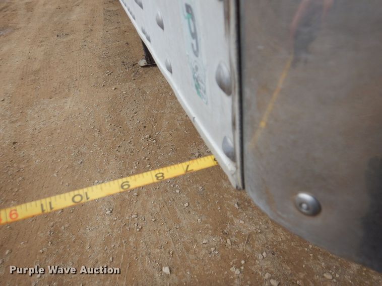 image for item KU9901 2006 Utility  refrigerated van trailer